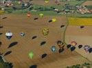  - Photo réf. E128602 - Lorraine Mondial Air Ballons 2013 : Vol du Jeudi 1 Aot le matin lors du Record Mondial de Dcollage en Ligne. (The Great Line, In-line Mass Ascent)