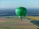  - Photo réf. E128635 - Lorraine Mondial Air Ballons 2013 : Vol du Jeudi 1 Aot le matin lors du Record Mondial de Dcollage en Ligne. (The Great Line, In-line Mass Ascent)
