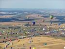  - Photo réf. E157783 - Lorraine Mondial Air Ballons 2015 : Vol du Dimanche 26 Juillet le matin lors du Record Mondial de Dcollage en Ligne. (The Great Line, In-line Mass Ascent)