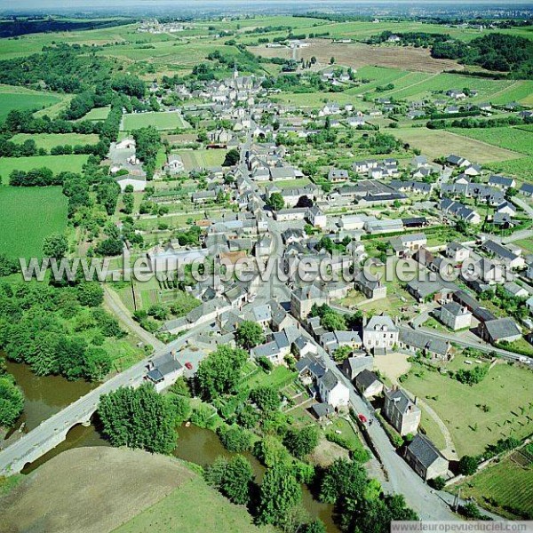Photo aérienne de Saint-Aubin-de-Luigné