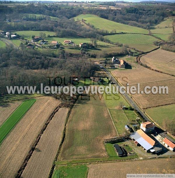Photo aérienne de Cescau