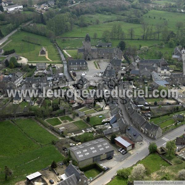 Photo aérienne de Lonlay-l'Abbaye