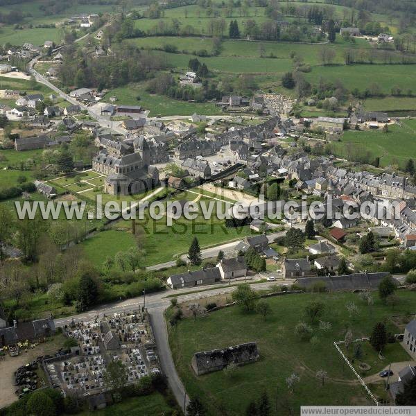 Photo aérienne de Lonlay-l'Abbaye