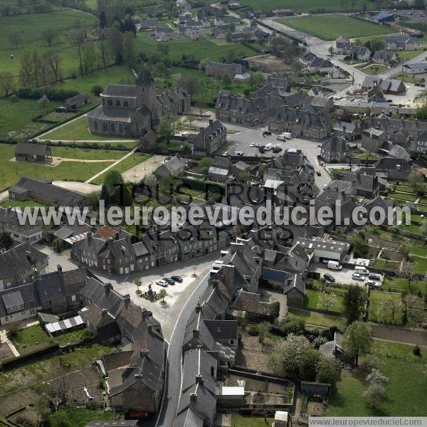 Photo aérienne de Lonlay-l'Abbaye