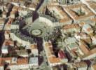 Photos aériennes de Toul (54200) | Meurthe-et-Moselle, Lorraine, France - Photo réf. AER1971_15 - Forme parfaitement circulaire pour cette place dite aussi La Place Ronde.