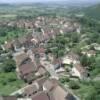 Photos aériennes de "village" - Photo réf. 15326 - Petite commune attachante, sentinelle de Lons-le-Saunier, le village de Pannessires n'est dnu ni de particularits, ni de charme.