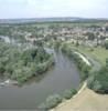 Photos aériennes de "rhin-rhone" - Photo réf. 15842 - Le Doubs et le canal du Rhne au Rhin ctoient le bourg.