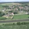 Photos aériennes de "Doubs" - Photo réf. 16116 - Le village long par le Doubs canalis.