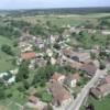 Photos aériennes de "Doubs" - Photo réf. 16414 - Sur le revers occidental d'un coteau, entre la rive gauche du Doubs et la fort de Chaux, le village offre un cadre de vie agrable.