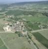 Photos aériennes de "village" - Photo réf. 21154 - Le petit village, qui se situe sur la route des vins de la cte chalonnaise, possde une glise no-romane du XIXe Sicle.