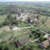 Photos aériennes de "Seille" - Photo réf. 23274 - Le village trs tendu de Frangy-en-Bresse marque la limite entre Bresse et Jura. Parcouru par de nombreux cours d'eau dont la Seille, son habitat typique n'en finit pas de sduire.
