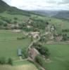 Photos aériennes de "village" - Photo réf. 30080 - Que ce soit du village ou de ses chemins, les panoramas qui s'offrent ici sont magnifiques.