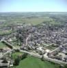 Photos aériennes de Gournay-en-Bray (76220) - Autre vue | Seine-Maritime, Haute-Normandie, France - Photo réf. 32434 - La ville s'inscrit  l'intrieur de la ceinture de boulevards, dont celui des Capucins ici, au nord de la ville.
