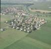 Photos aériennes de "village" - Photo réf. 37745 - Le vieux village et sa zone de constructions nouvelles.