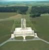 Photos aériennes de "wwi" - Photo réf. 52924 - Ce monument voque la bataille de la crte de Vimy (Pas-de-Calais) et a demand 11 ans de travail au sculpteur W. Seymour Allward.