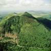Photos aériennes de "la-haut" - Photo réf. 60877 - Volcan le plus haut avec ses 1465m d'altitude, il est au centre de la chane des Puys.