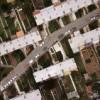 Photos aériennes de "toit" - Photo réf. 62090 - Un quartier rsidentiel et ses jardins  l'arrire des maisons.