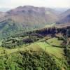 Photos aériennes de "Paysage" - Photo réf. 62122 - De verts pturages  flanc de cteaux.