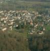 Photos aériennes de "Place" - Photo réf. A01216 - Le village s'articule autour d'une place centrale.