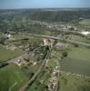 Photos aériennes de "autoroute" - Photo réf. A03203 - Le Village est travers par l'autoroute A13.