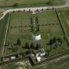 Photos aériennes de "memorial" - Photo réf. N007673 - Il s'agit du seul cimetire polonais en France.Il se trouve  Grainville-Langannerie (Calvados) et 696 corps y reposent.