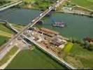Photos aériennes de "autoroute" - Photo réf. T030895 - Le pont de l'autoroute A31 qui franchit La Moselle  Richemont a t reconstruit dans le sens Metz-Thionville en 2005.
