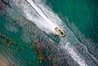 Photos aériennes de Indéterminée (Gironde) (33) - Autre vue | Gironde, Aquitaine, France - Photo réf. C088738 - Un Jet Ski lanc  toute vitesse sur un lac en Gironde.