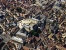 Photos aériennes de "Place" - Photo réf. T049765 - La place de la Libration et la mairie installe dans le Palais des Ducs de Bourgogne. La tour Philippe Le Bon domine la ville.