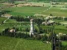 Photos aériennes de "garda" - Photo réf. T054700 - Fr : Une tour fortifie  Desanzano del Garda en Italie. It : Una torre rinforzato a Desanzano del Garda in Italia.