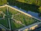 Photos aériennes de "reflet" - Photo réf. T055217 - Le Chteau de Chenonceau fait partie du Val de Loire class au Patrimoine Mondial de l'UNESCO.