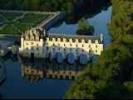 Photos aériennes de "reflet" - Photo réf. T055224 - Le Chteau de Chenonceau fait partie du Val de Loire class au Patrimoine Mondial de l'UNESCO.