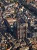 Photos aériennes de "rhin" - Photo réf. T069737 - L'imposante cathdrale Notre-Dame de Strasbourg (Bas-Rhin) est le monument principal du classement de la Grande Ile de Strasbourg au Patrimoine Mondial de l'UNESCO.