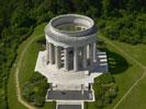 Photos aériennes de "memorial" - Photo réf. T078227 - Il s'agit d'un mmorial amricain.