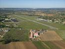 Photos aériennes de Aix-en-Provence (13090) - L'Aérodrome d'Aix-les-Milles | Bouches-du-Rhône, Provence-Alpes-Côte d'Azur, France - Photo réf. T088583