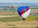 Photos aériennes de "montgolfiere" - Photo réf. U091683 - Dimanche 26-07-2009 : Vol du Record du Monde de Dcollage en Ligne : 329 Montgolfires.