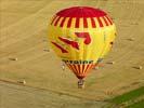 Photos aériennes de "chambley" - Photo réf. U092159 - Une montgolfire lors du Lorraine Mondial Air Ballons 2009 sur la base de Chambley-Bussires, Meurthe-et-Moselle.