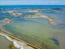 Photos aériennes de "Etang" - Photo réf. U099844 - Les bancs de sable de la cuvette de Lairan. (Bouches-du-Rhne)