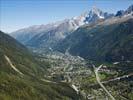 Photos aériennes de "Paysage" - Photo réf. U115055 - Vue gnrale de la valle de Chamonix.