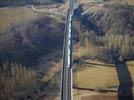 Photos aériennes de "vitesse" - Photo réf. E116089 - Un ICE sur le viaduc de la Ligne  Grande Vitesse Est.