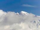 Photos aériennes de "blanc" - Photo réf. E119489 - Le Mont-Blanc et l'Aiguille du Midi