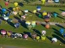 Photos aériennes de "montgolfiere" - Photo réf. E128469 - Lorraine Mondial Air Ballons 2013 : Vol du Mercredi 31 Juillet le soir lors du Record Mondial de Dcollage en Masse. (Greatest Mass Ascent)