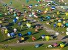 Photos aériennes de "montgolfiere" - Photo réf. E128473 - Lorraine Mondial Air Ballons 2013 : Vol du Mercredi 31 Juillet le soir lors du Record Mondial de Dcollage en Masse. (Greatest Mass Ascent)
