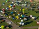 Photos aériennes de "montgolfiere" - Photo réf. E128474 - Lorraine Mondial Air Ballons 2013 : Vol du Mercredi 31 Juillet le soir lors du Record Mondial de Dcollage en Masse. (Greatest Mass Ascent)