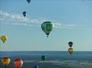 Photos aériennes de "montgolfiere" - Photo réf. E128485 - Lorraine Mondial Air Ballons 2013 : Vol du Mercredi 31 Juillet le soir lors du Record Mondial de Dcollage en Masse. (Greatest Mass Ascent)