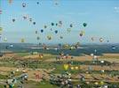 Photos aériennes de "montgolfiere" - Photo réf. E128490 - Lorraine Mondial Air Ballons 2013 : Vol du Mercredi 31 Juillet le soir lors du Record Mondial de Dcollage en Masse. (Greatest Mass Ascent)