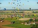 Photos aériennes de "montgolfiere" - Photo réf. E128511 - Lorraine Mondial Air Ballons 2013 : Vol du Mercredi 31 Juillet le soir lors du Record Mondial de Dcollage en Masse. (Greatest Mass Ascent)