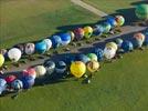 Photos aériennes de "montgolfiere" - Photo réf. E128561 - Lorraine Mondial Air Ballons 2013 : Vol du Jeudi 1 Aot le matin lors du Record Mondial de Dcollage en Ligne. (The Great Line, In-line Mass Ascent)