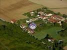 Photos aériennes de "montgolfiere" - Photo réf. E128615 - Lorraine Mondial Air Ballons 2013 : Vol du Jeudi 1 Aot le matin lors du Record Mondial de Dcollage en Ligne. (The Great Line, In-line Mass Ascent)