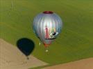Photos aériennes de "montgolfiere" - Photo réf. E128629 - Lorraine Mondial Air Ballons 2013 : Vol du Jeudi 1 Aot le matin lors du Record Mondial de Dcollage en Ligne. (The Great Line, In-line Mass Ascent)
