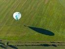 Photos aériennes de "montgolfiere" - Photo réf. E128638 - Lorraine Mondial Air Ballons 2013 : Vol du Jeudi 1 Aot le matin lors du Record Mondial de Dcollage en Ligne. (The Great Line, In-line Mass Ascent)